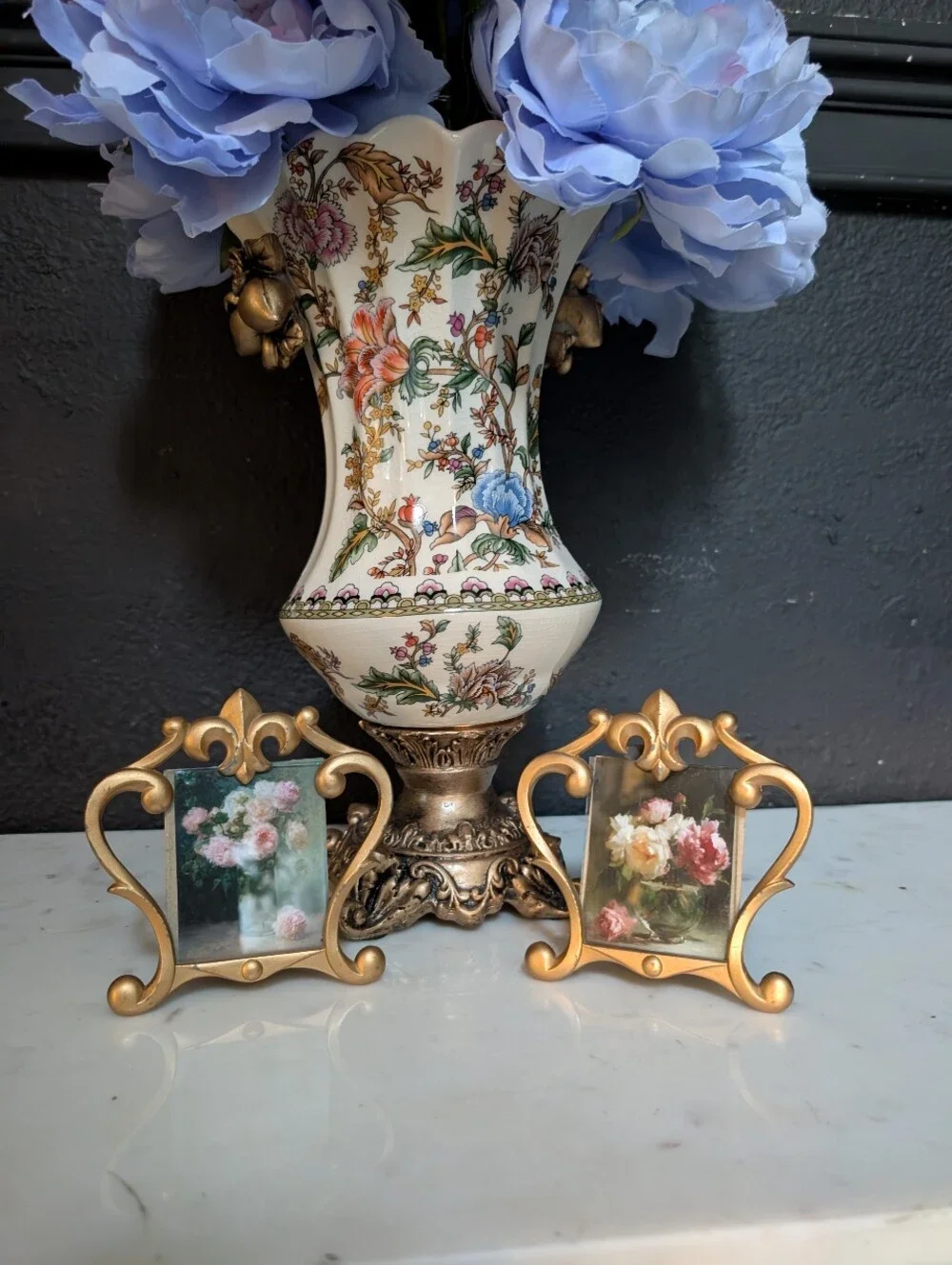 Vintage, set of 2,  Mini 1996 ELSAL gold ornate photo frames, scroll detail 4